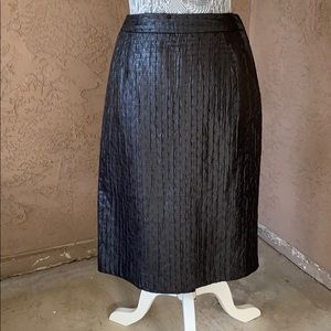 Harvé Bernard pencil skirt